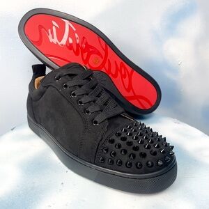 Louboutin Louis Junior spikes leather low top red bottom men’s sneaker